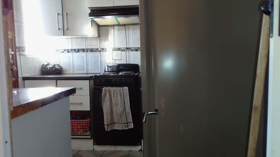 To Let 1 Bedroom Property for Rent in Tlhabane West North West
